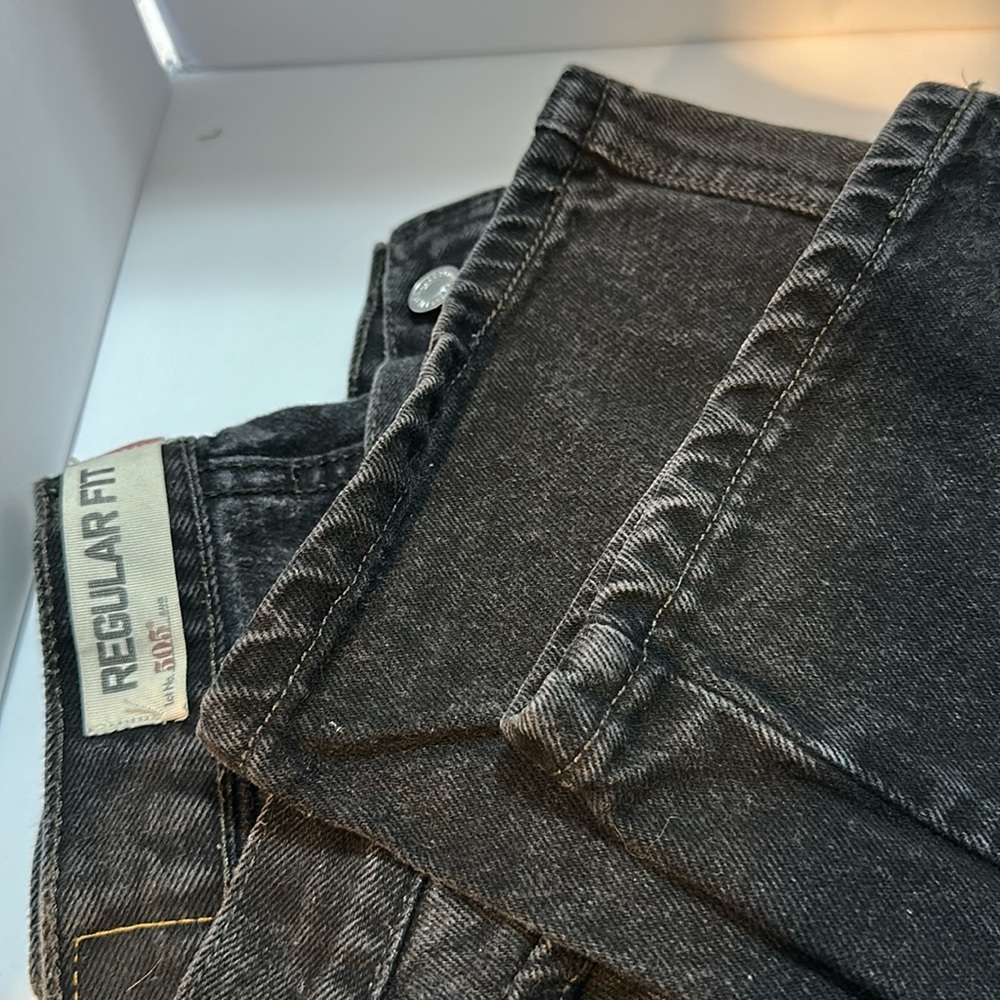 Levi Strauss 505 Black Denim Jeans #1004 - Picture 3 of 4